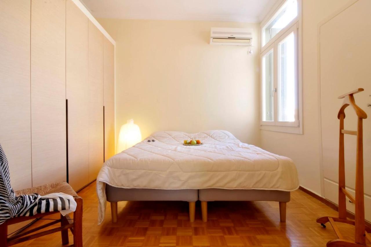 Historic Plaka Apartments アテネ エクステリア 写真