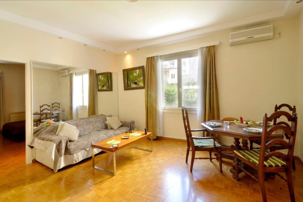 Historic Plaka Apartments アテネ エクステリア 写真
