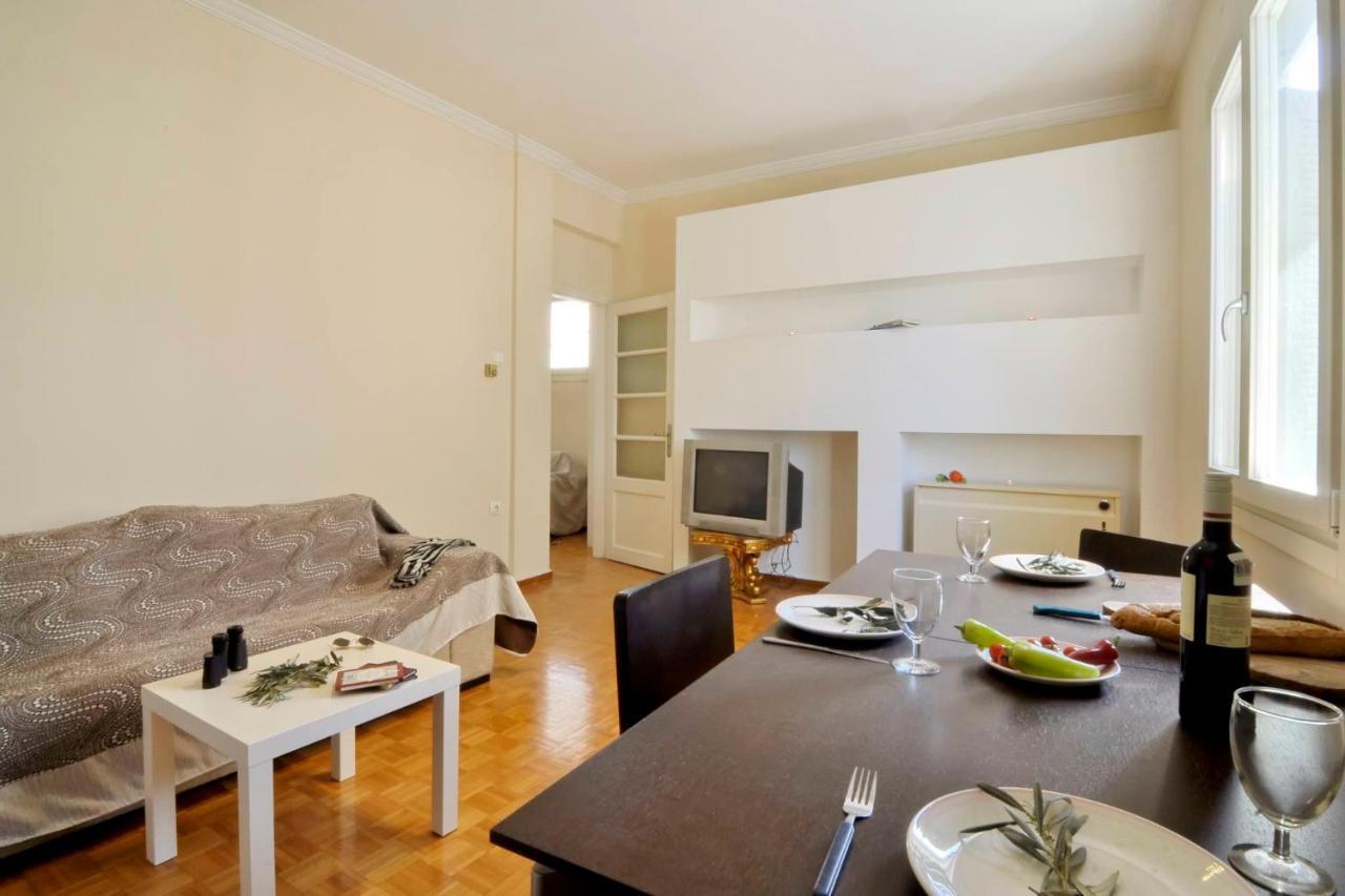 Historic Plaka Apartments アテネ エクステリア 写真