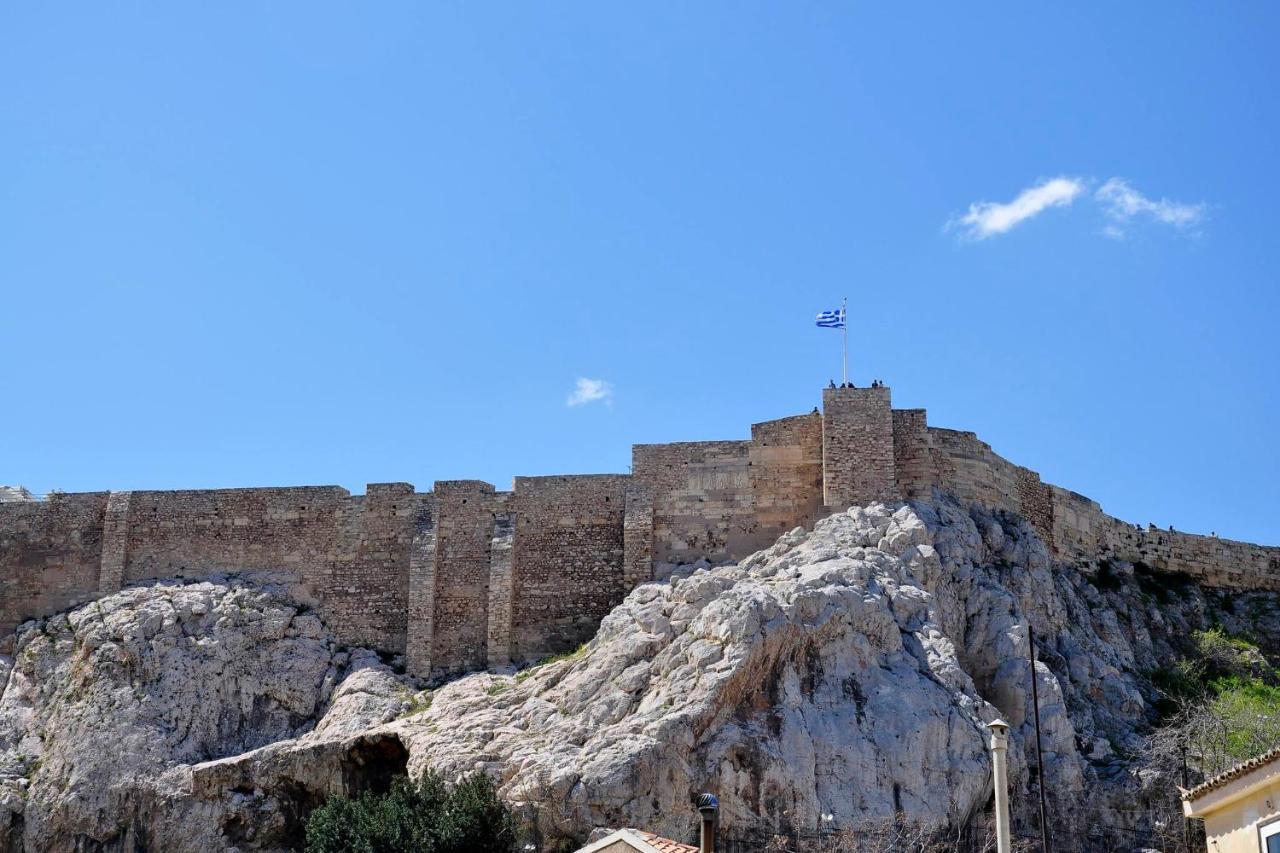 Historic Plaka Apartments アテネ エクステリア 写真